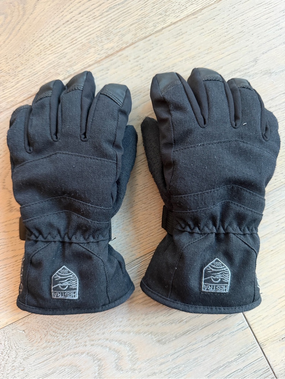 Kid’s Hestra Gore-Tex Atlas Black Ski Gloves Size 3